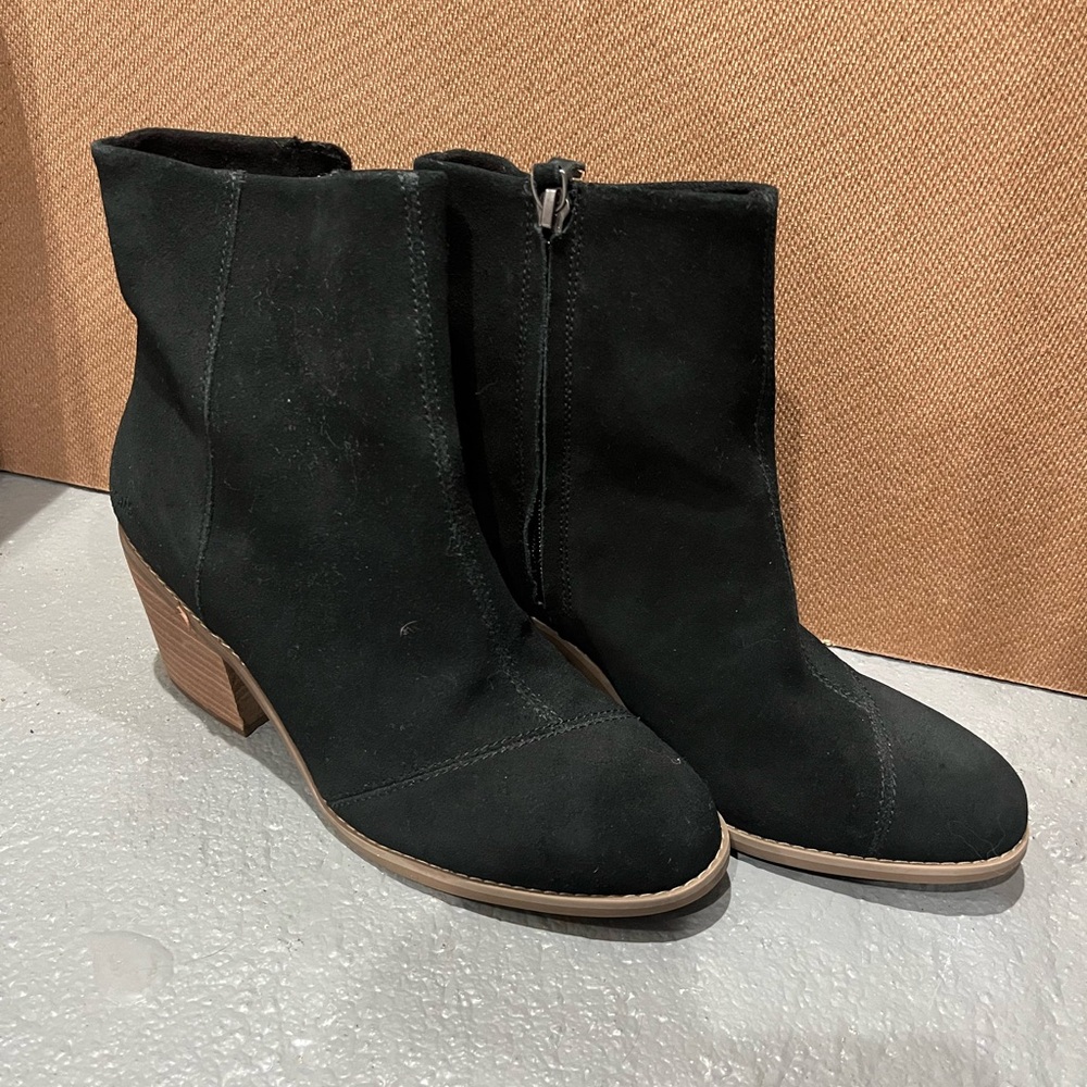 Toms Black Ankle Booties
